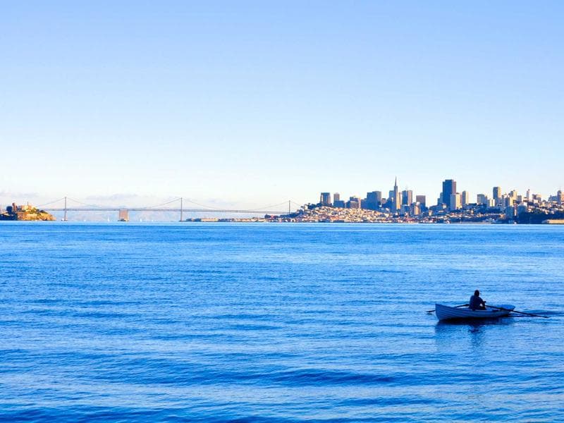 Rumah Minimalis Modern 2 Lantai — Desain Interior di Pontianak Selatan